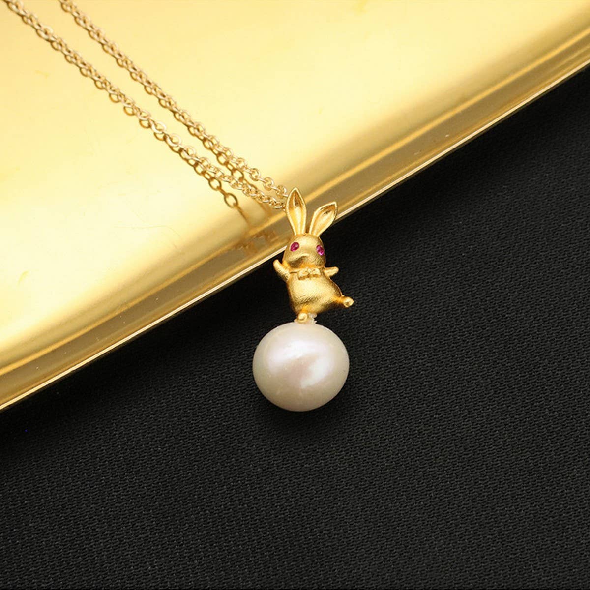 LUXURY NATURAL FRESHWATER PEARL NECKLACE