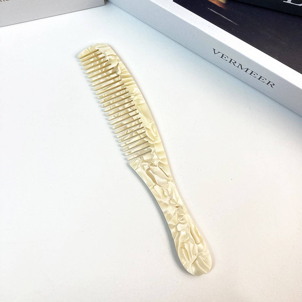 Colorful Acetate Fine-Tooth Comb with Handle