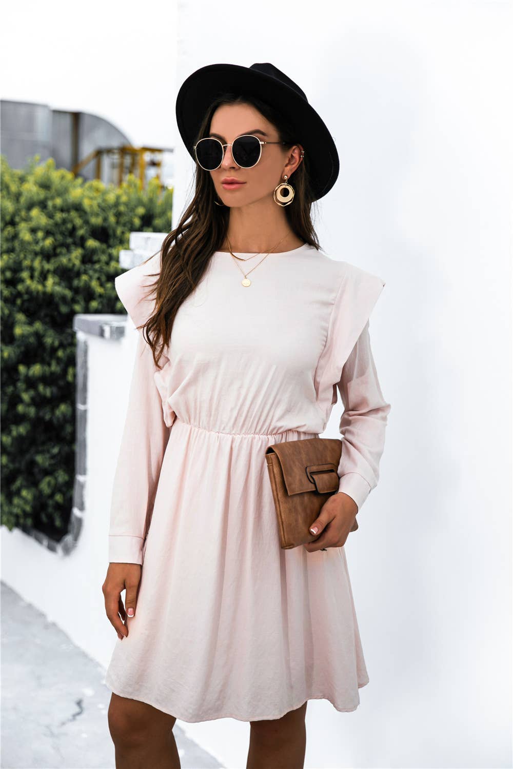 SHOULDER PADS, LONG SLEEVES, WAIST, SHORT DRESS