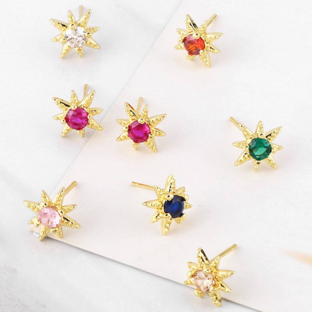 MINIMALIST STAR STUDDED DIAMOND EARRINGS