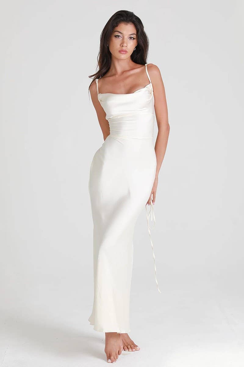 CWDMD5244_SOLID COLOR BACKLESS TIE-BACK MAXI DRESS