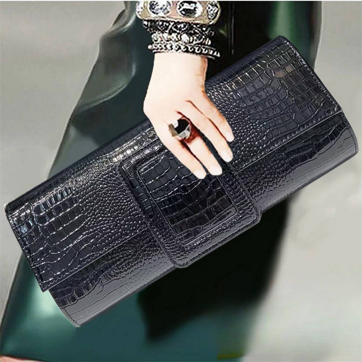 WOMEN'S FASHION RETRO COMMUTER CLUTCH_CWAB2616