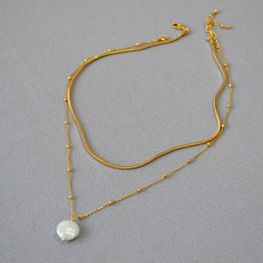 WOMEN BAROQUE PEARL NECKLACE