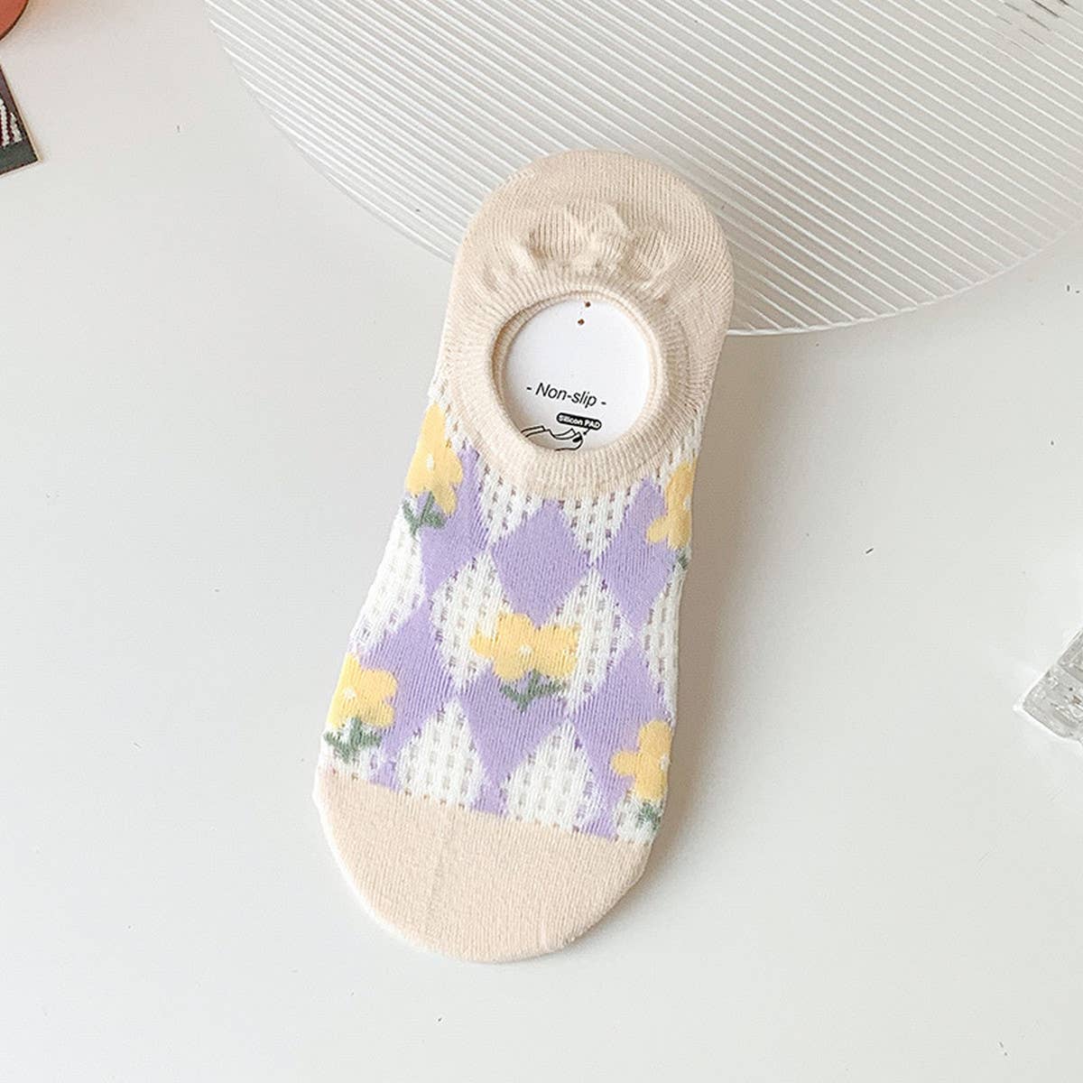 WOMEN CARTOON INVISIBLE HOLLOW SOCKS