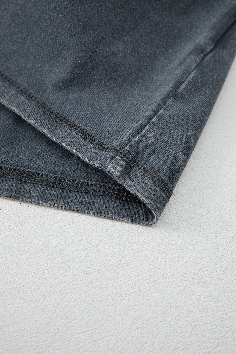 Line pattern printed short sleeve T-shirt