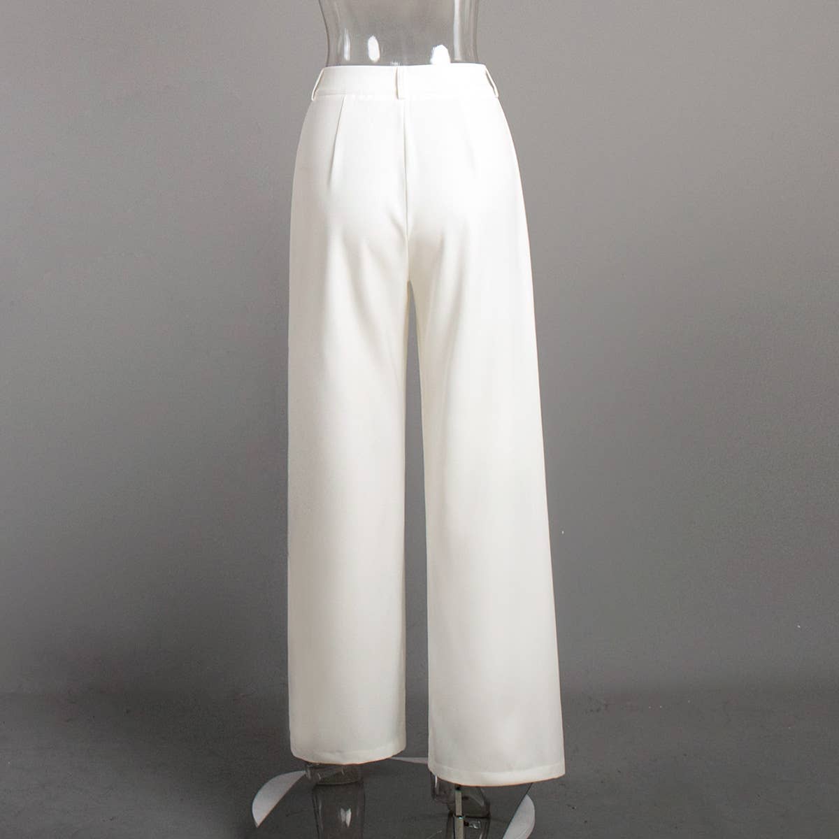 High-waisted wide-leg pants for stylish commuting