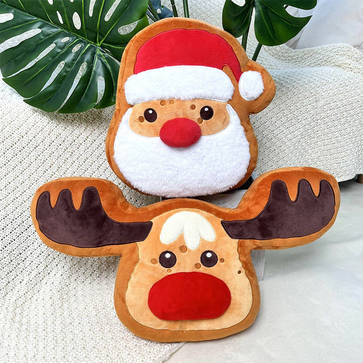 CHRISTMAS SERIES ELK PILLOW