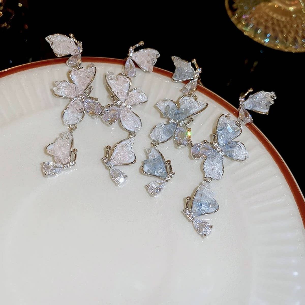 GRADIENT SWEET CRYSTAL BUTTERFLY LONG EARRINGS
