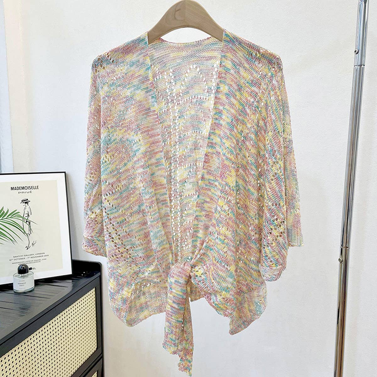 WEAR AN ICE SILK HOLLOW SHAWL
