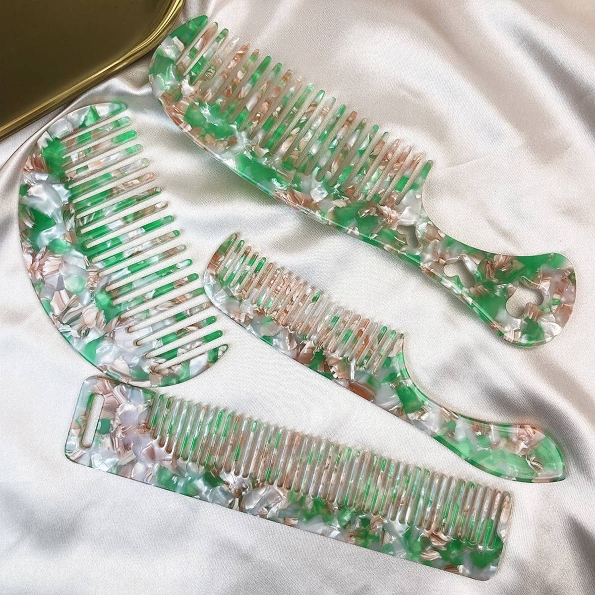 Comfortable Green Acetate Comb for Silky Hair