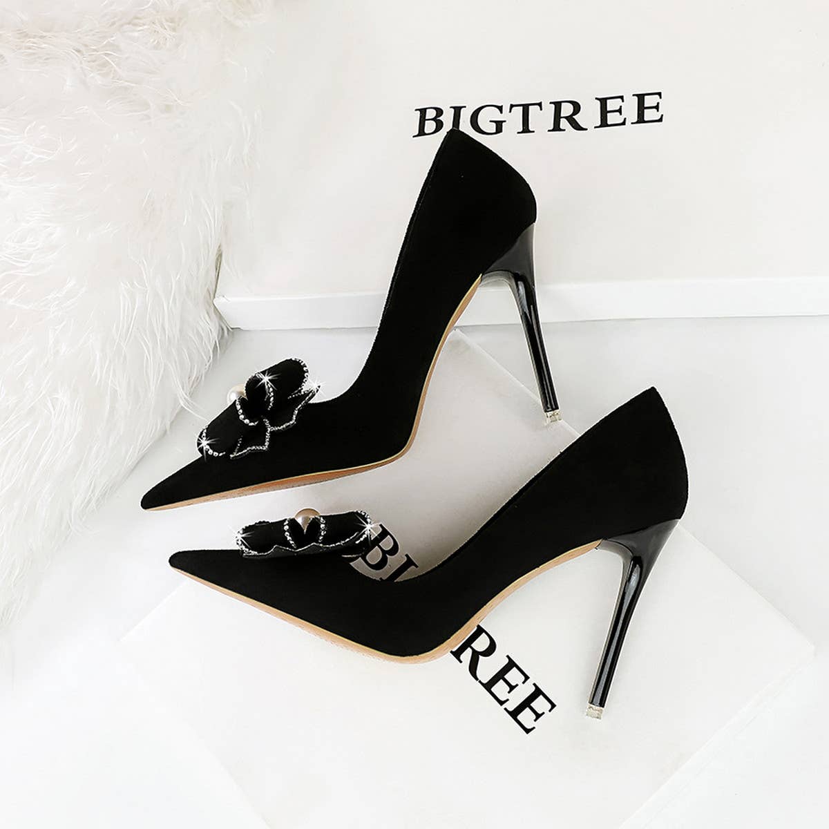 POINTED TOE PEARL AND RHINESTONE BOW HIGH HEELS_CWSHH0103