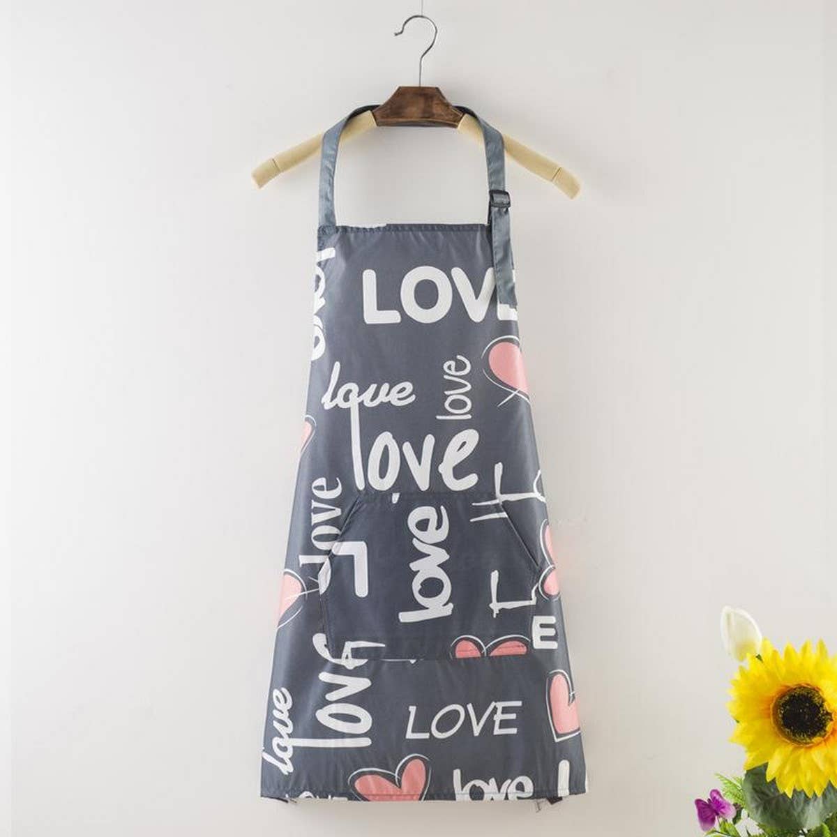 Chrysanthemum Print Waterproof Aprons with pockets