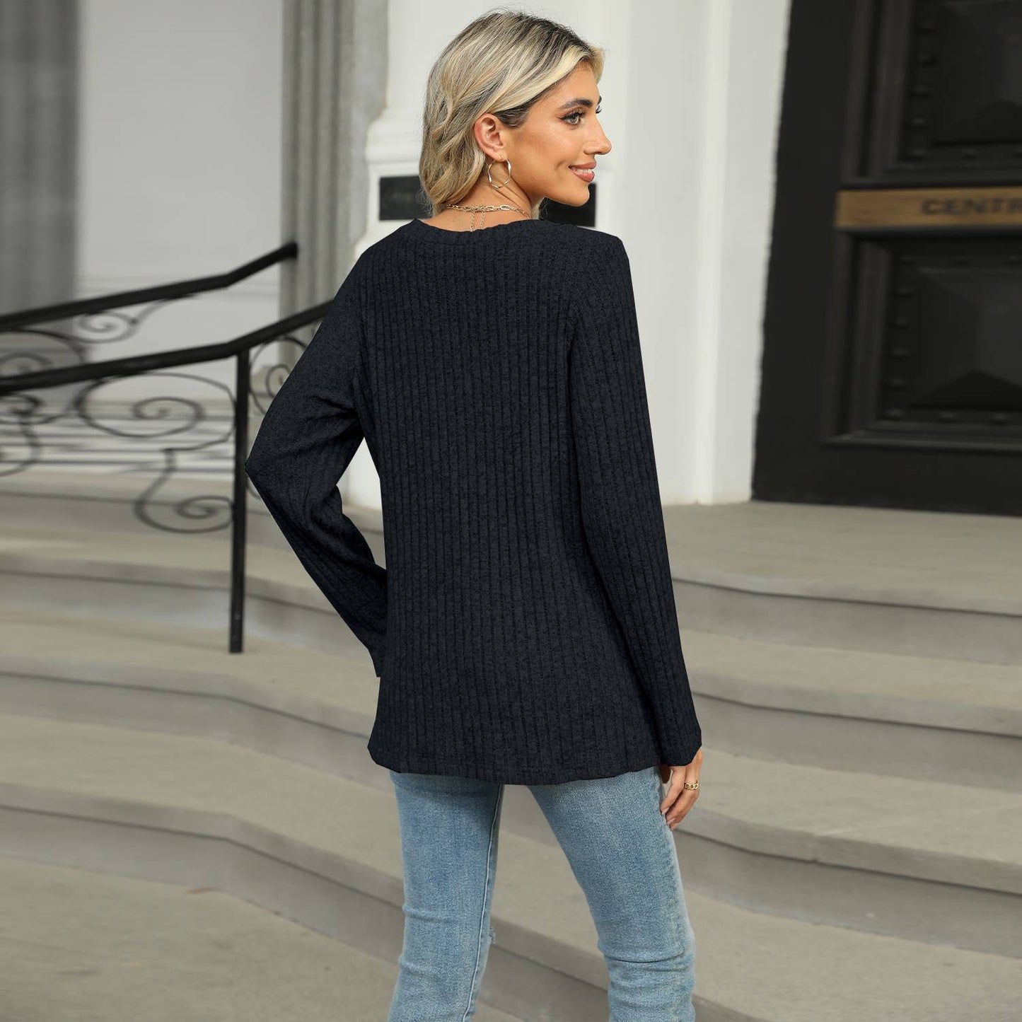 SINGLE-BREASTED CREW NECK LONG SLEEVE T-SHIRT