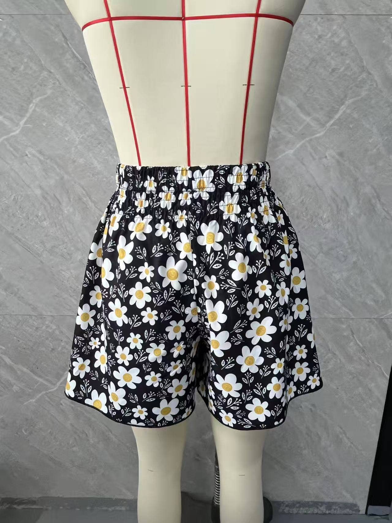 Printed fashionable casual shorts