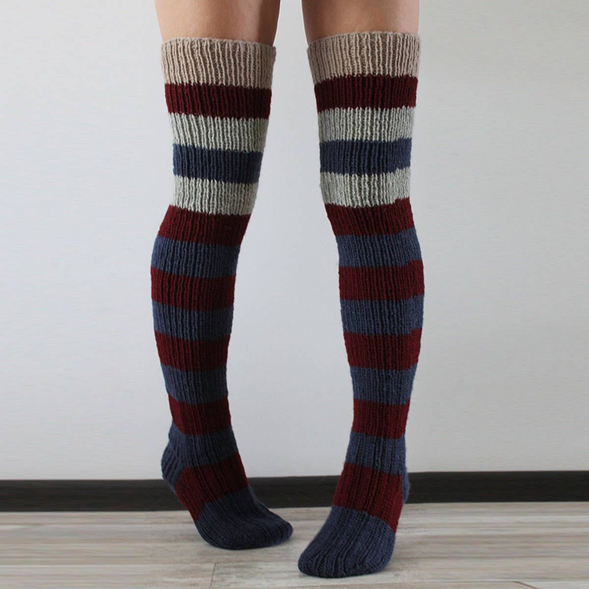 FASHION STRIPED LONG OVER-THE-KNEE SOCKS_CWMS0848