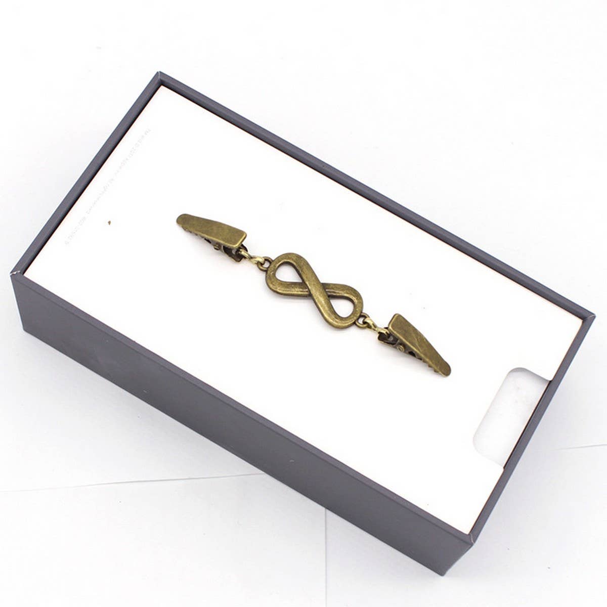 DIGITAL SIMPLE VERSATILE SWEATER SHAWL CLIP