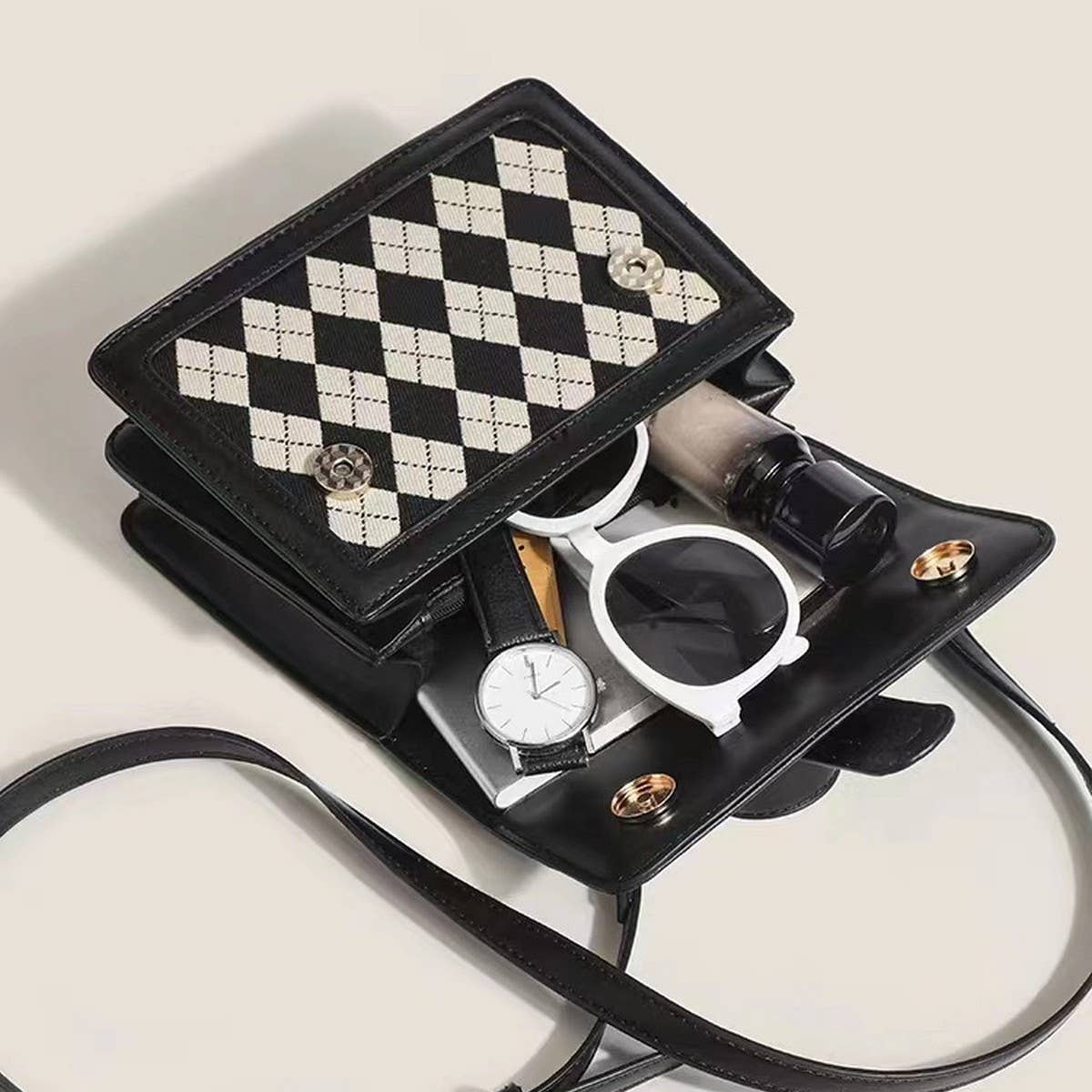 SMALL HIGH-END FASHIONABLE CHAIN SHOULDER BAG_CWAB3440