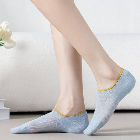 VERSATILE SOLID COLOR COTTON INVISIBLE SOCKS