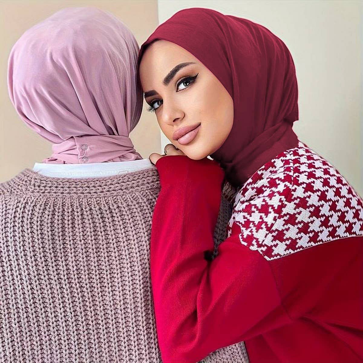 COTTON HIJAB THREE BUTTON TIE PULLOVER SCARF