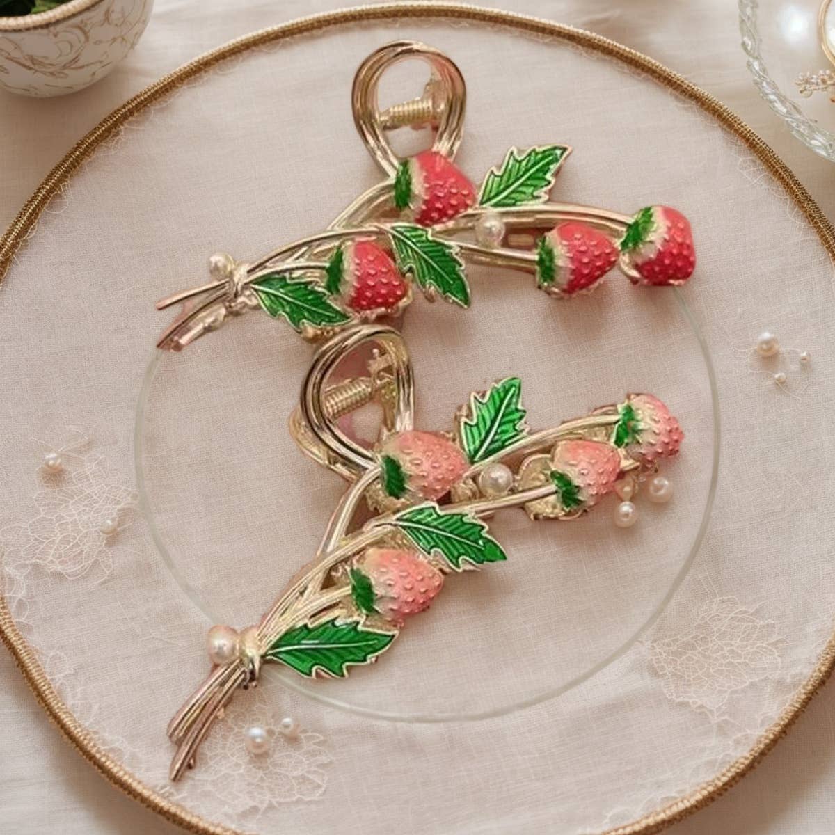 Strawberry Hair Claw Clip for Women, Large & Cute_CWAHA0539