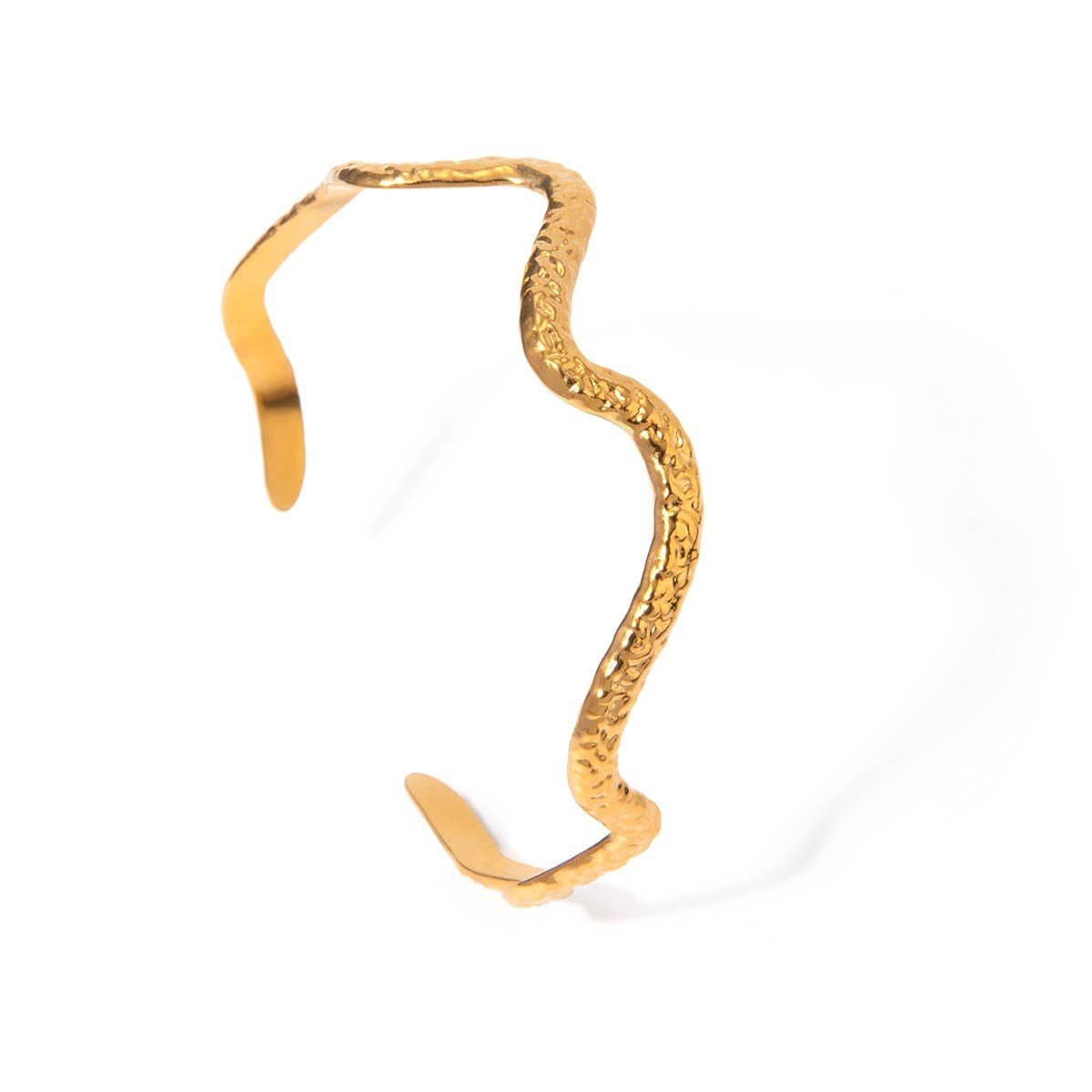 18K Gold Titanium Steel Wavy Hammered Bracelet_CWAJE4797