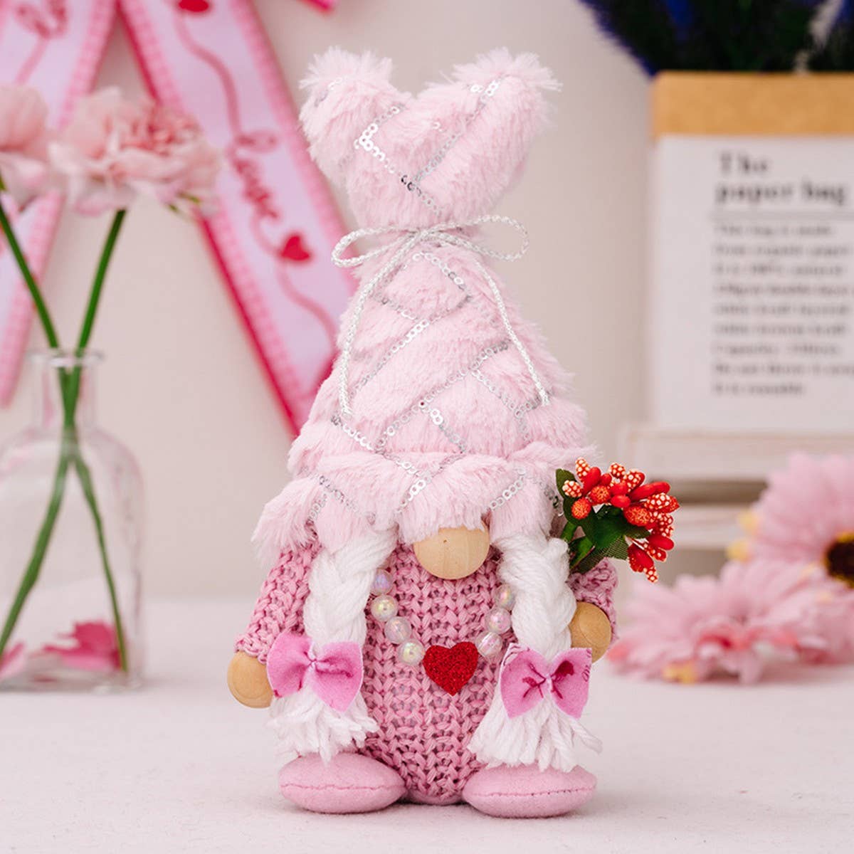 CWMM10266_VALENTINE PLUSH COUPLE FIGURINES WITH HEART HATS