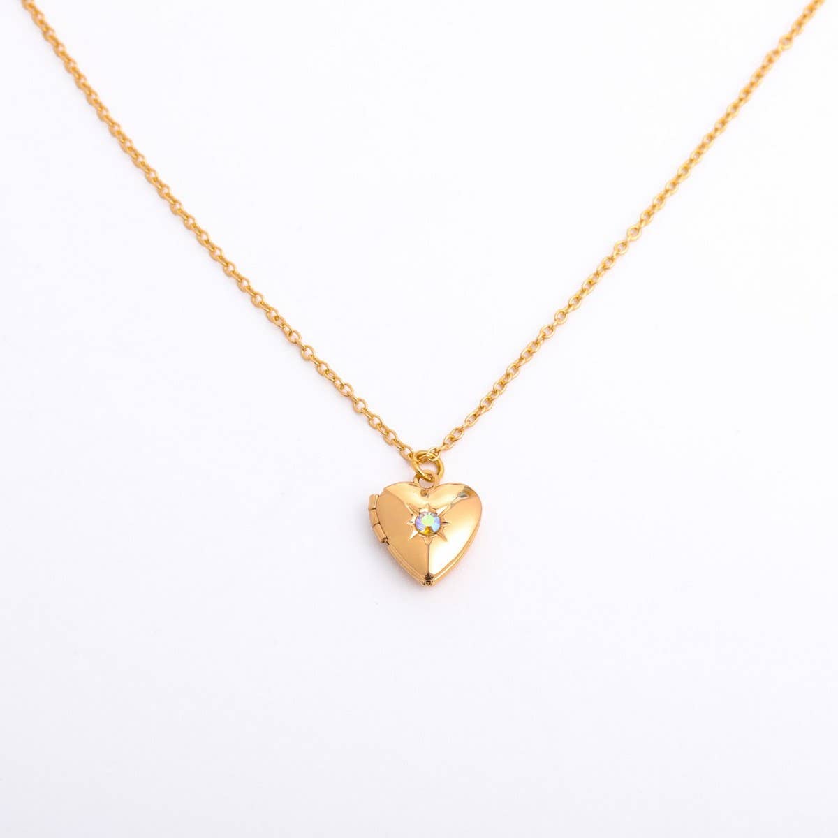 NEW DECEMBER BIRTHSTONE HEART NECKLACE