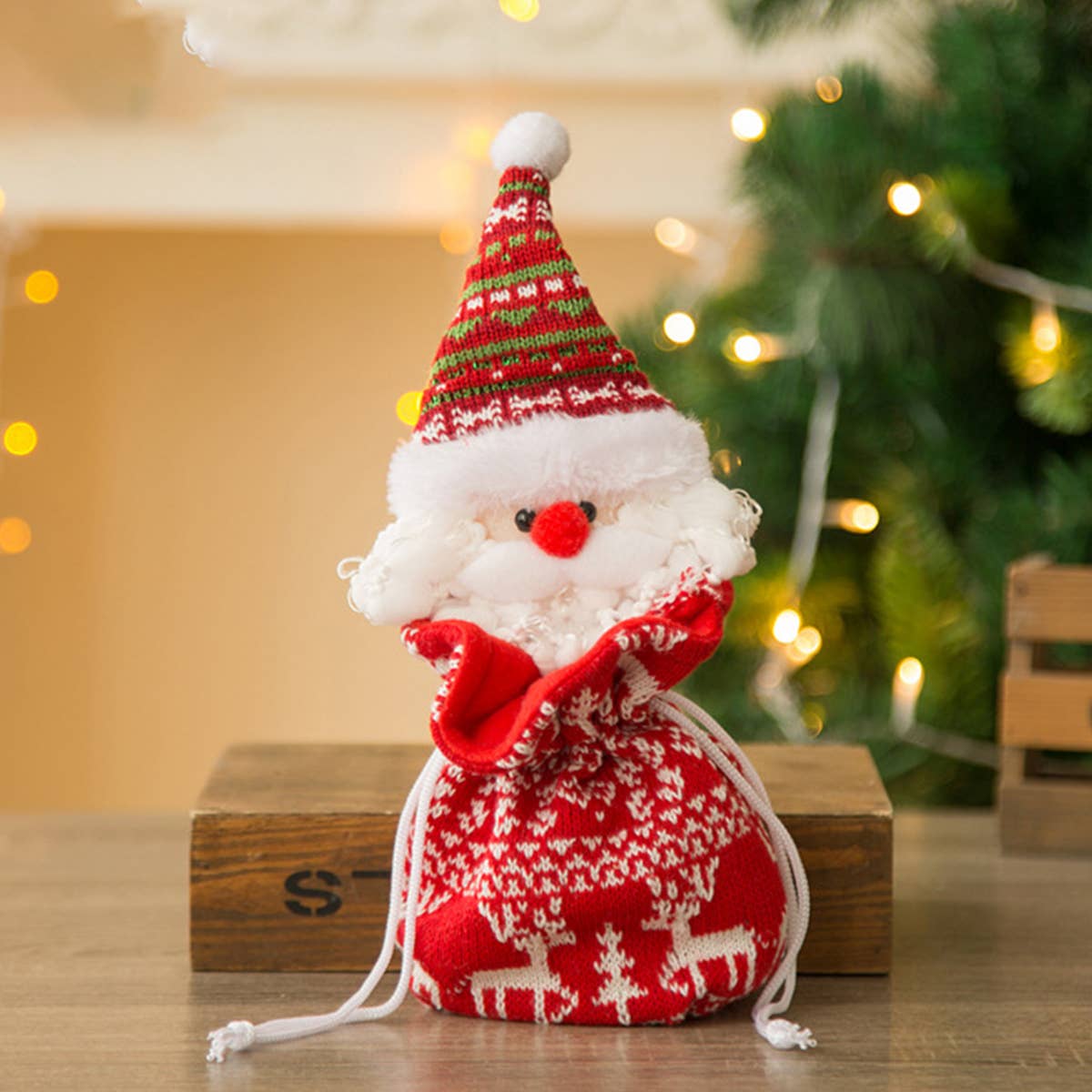 CWMM9347_CHRISTMAS EVE CHRISTMAS CANDY CREATIVE GIFT BAG