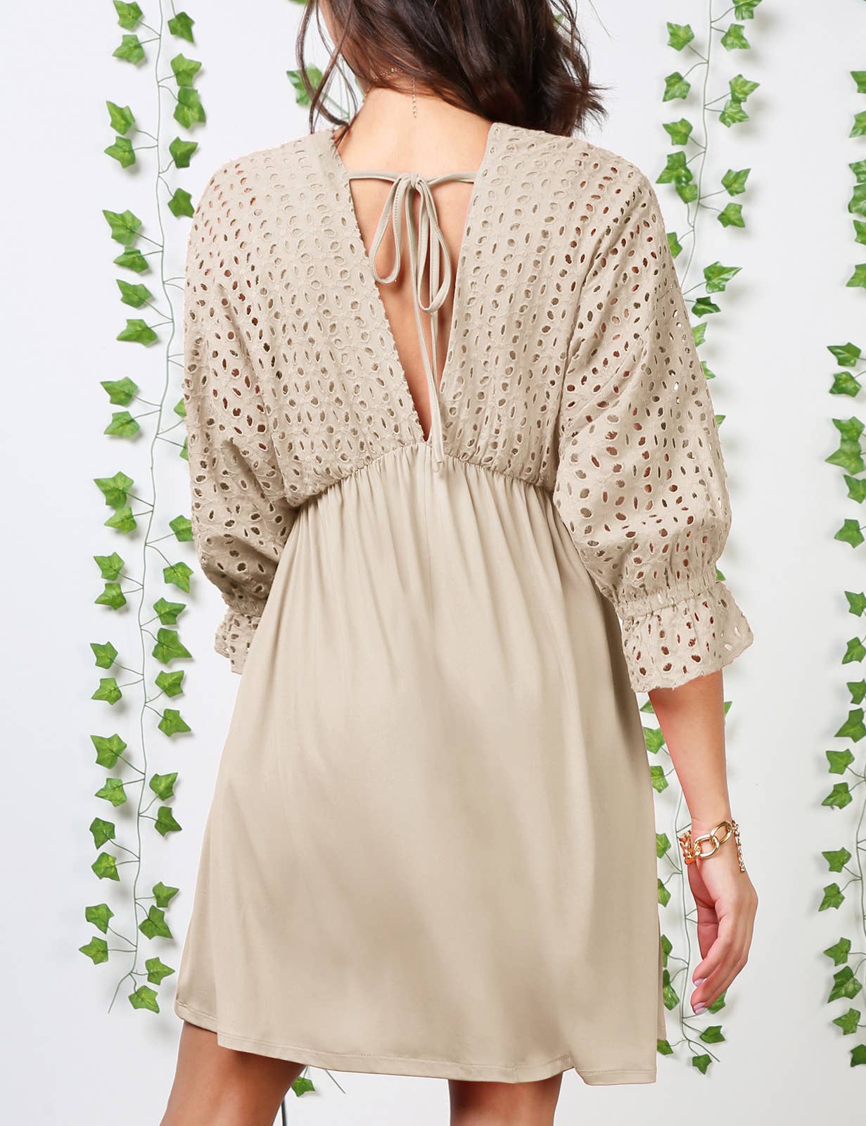 WOMEN DEEP V LOOSE SHORT DRESS_CWDSD10367