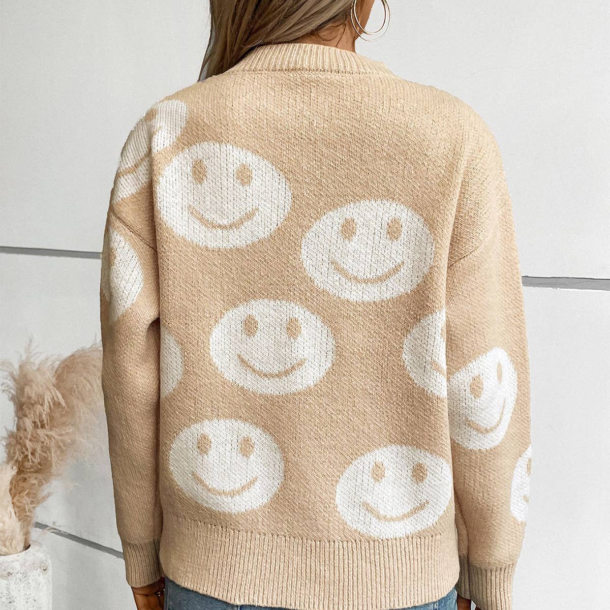 Smiley face jacquard loose crew neck sweater