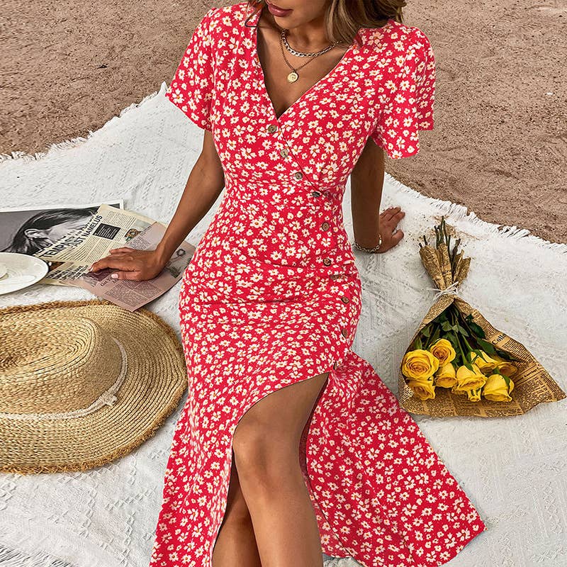 SLIM-FIT HOLIDAY PRINT DRESS WITH SPLIT