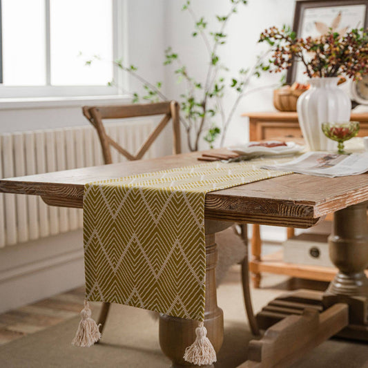 TASSEL DETAILED PATTERN TABLE RUNNER