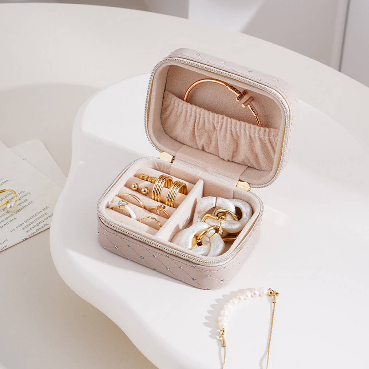 CREATIVE MINI PORTABLE TRAVEL JEWELRY STORAGE BOX