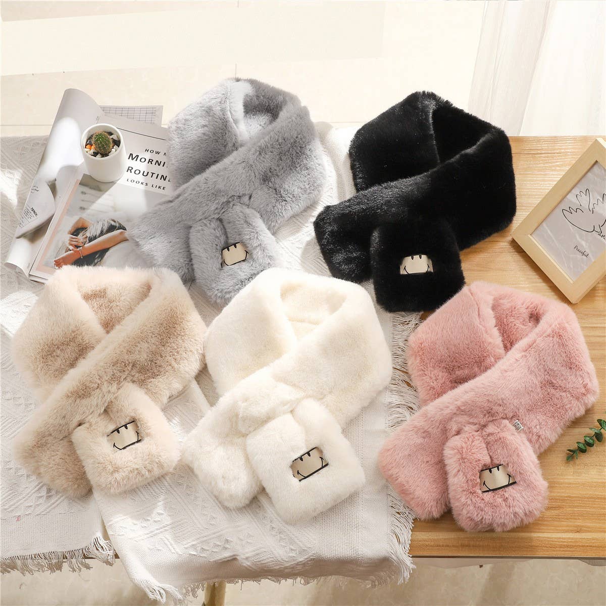 Smiley Faux Rabbit Fur Scarf ??Cozy Winter Wrap_CWASC1250