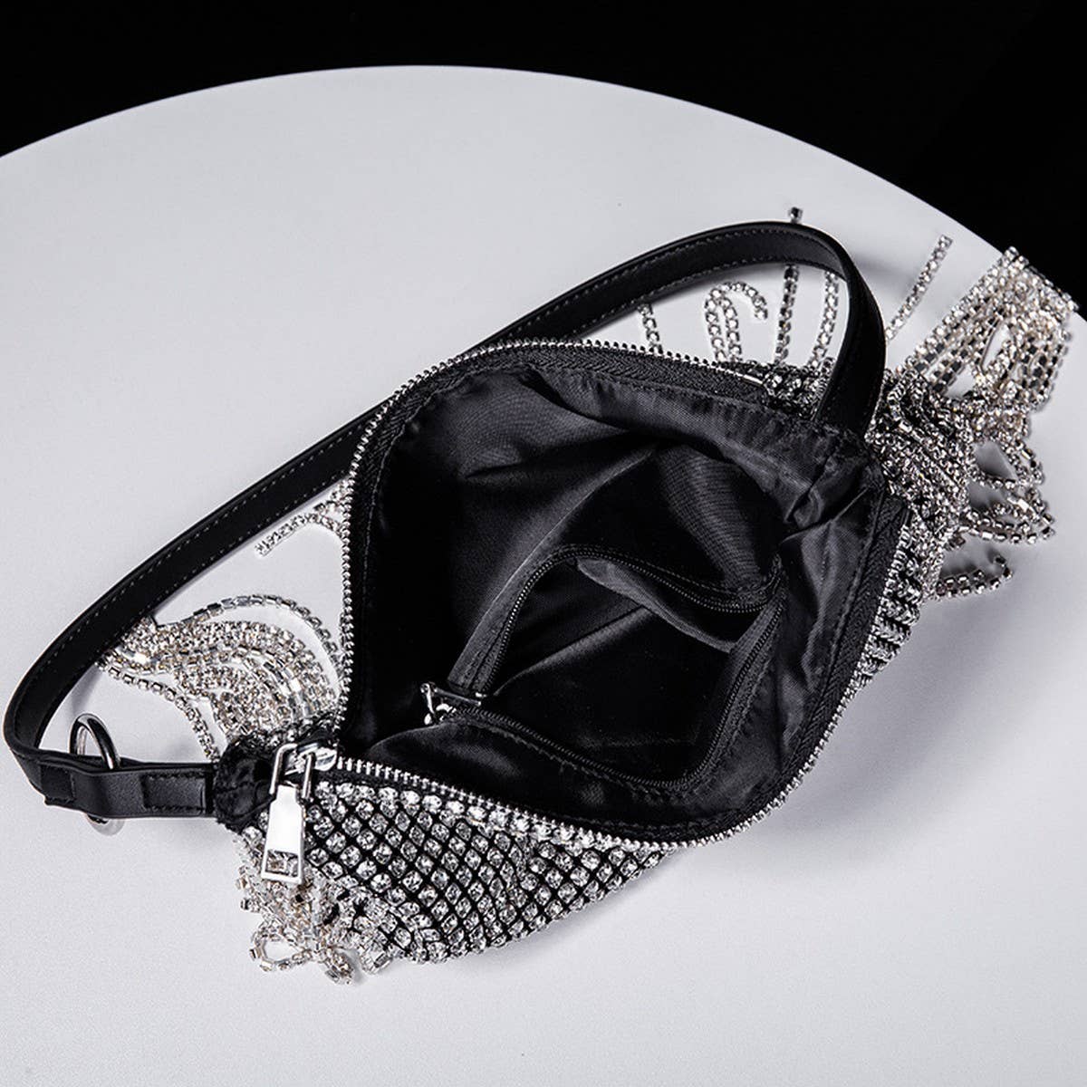 SOFT TURN TASSEL RHINESTONE EVENING TOP HANDBAG_CWAB3606