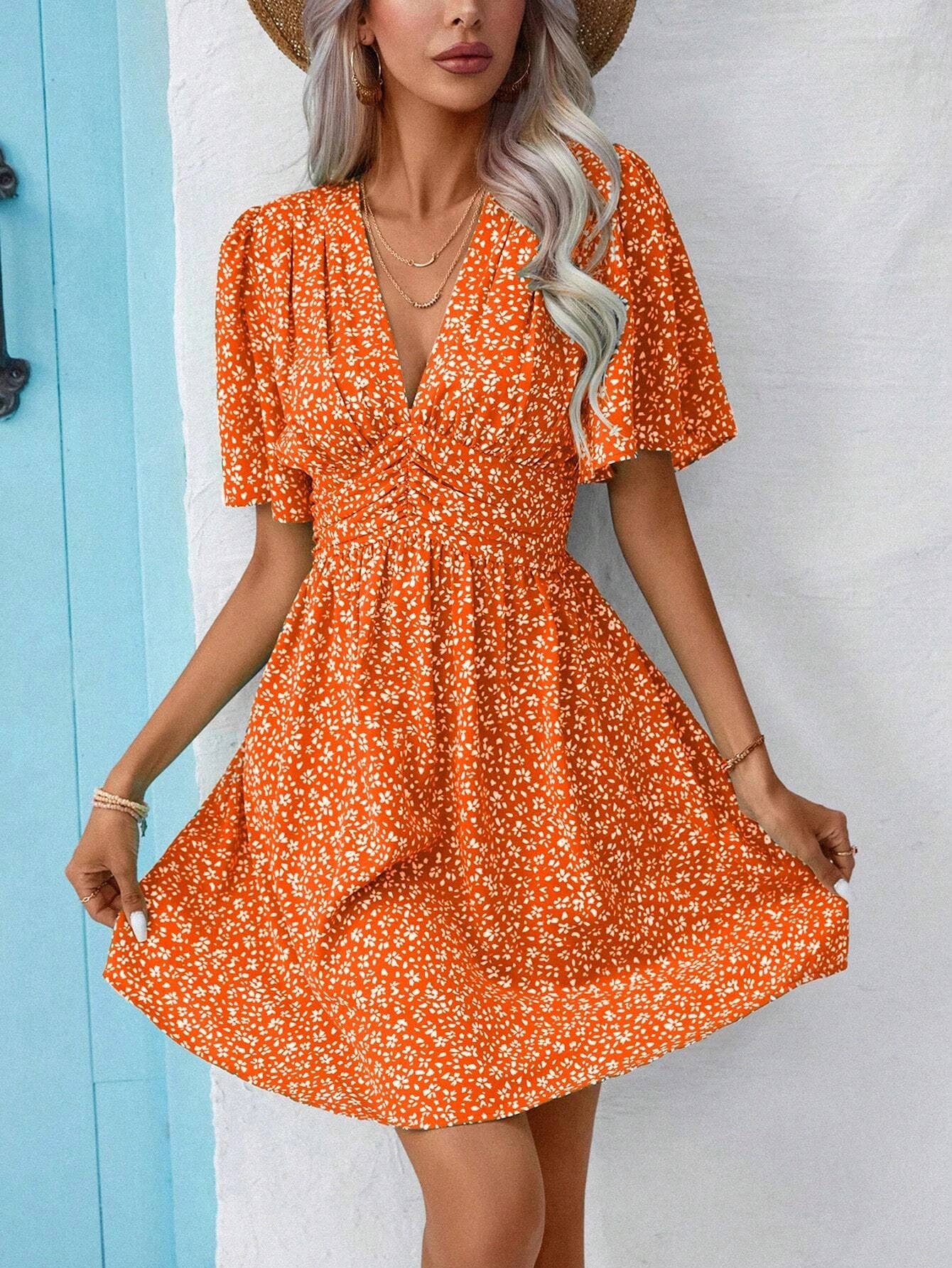 V-neck print high-waisted floral pleat dress
