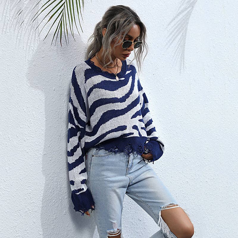 KNIT PULLOVER SWEATER WITH ZEBRA-PRINT CREW NECK