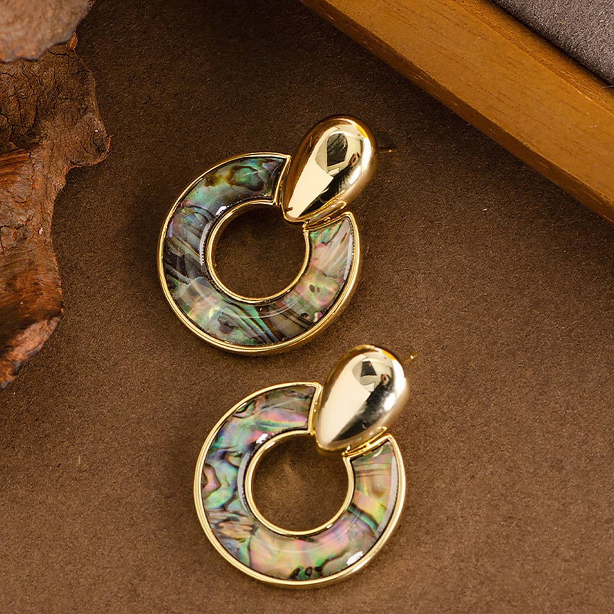 INLAID NATURAL ABALONE HOOP EARRINGS
