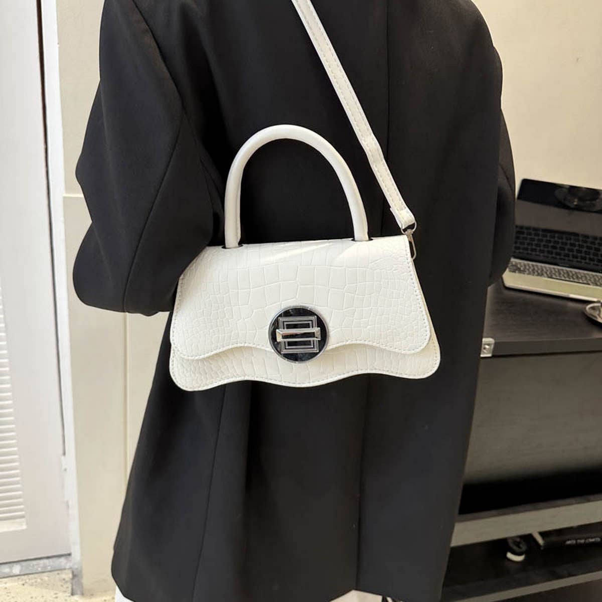 2024 NEW STYLE FASHIONABLE SIMPLE MESSENGER BAG_CWAB3314