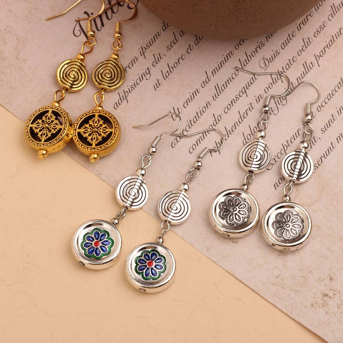 ETHNIC STYLE SIMPLE RETRO ENAMEL EARRINGS_CWAJE3997