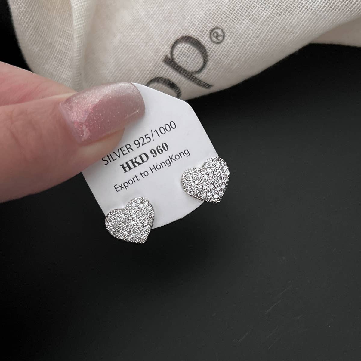 FRESH HEART-SHAPED EARRINGS