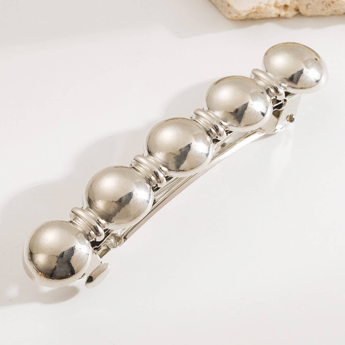 Sleek Geometric Metal Spring Hair Claw Clip_CWAHA6193