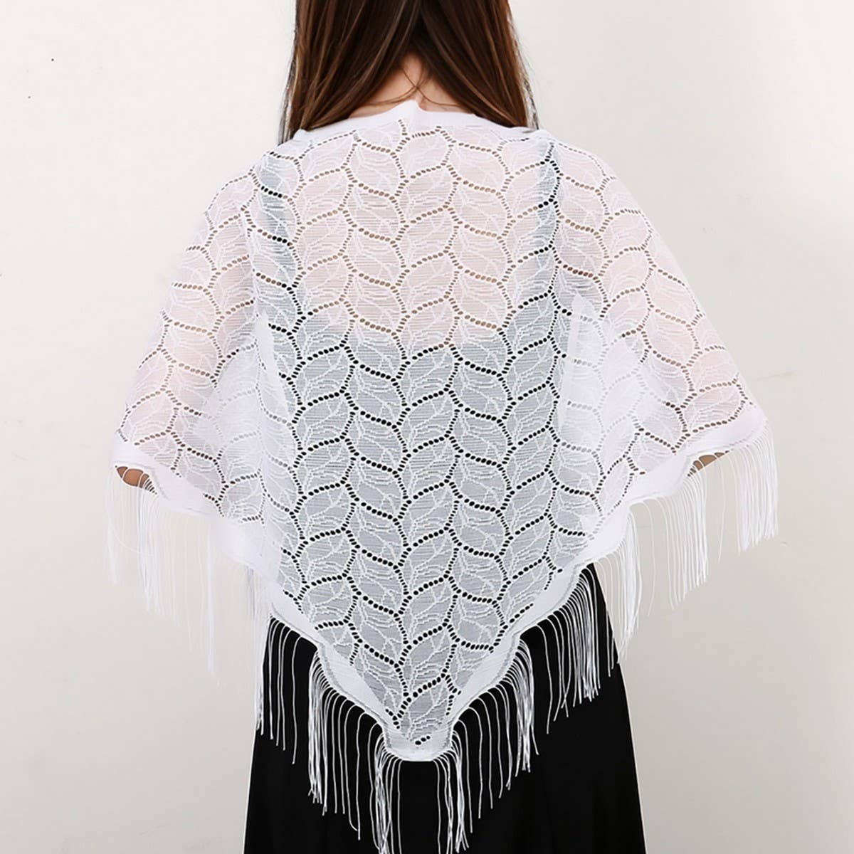 SUMMER WAISTCOAT HOLLOW TASSEL TRIANGLE SHAWL