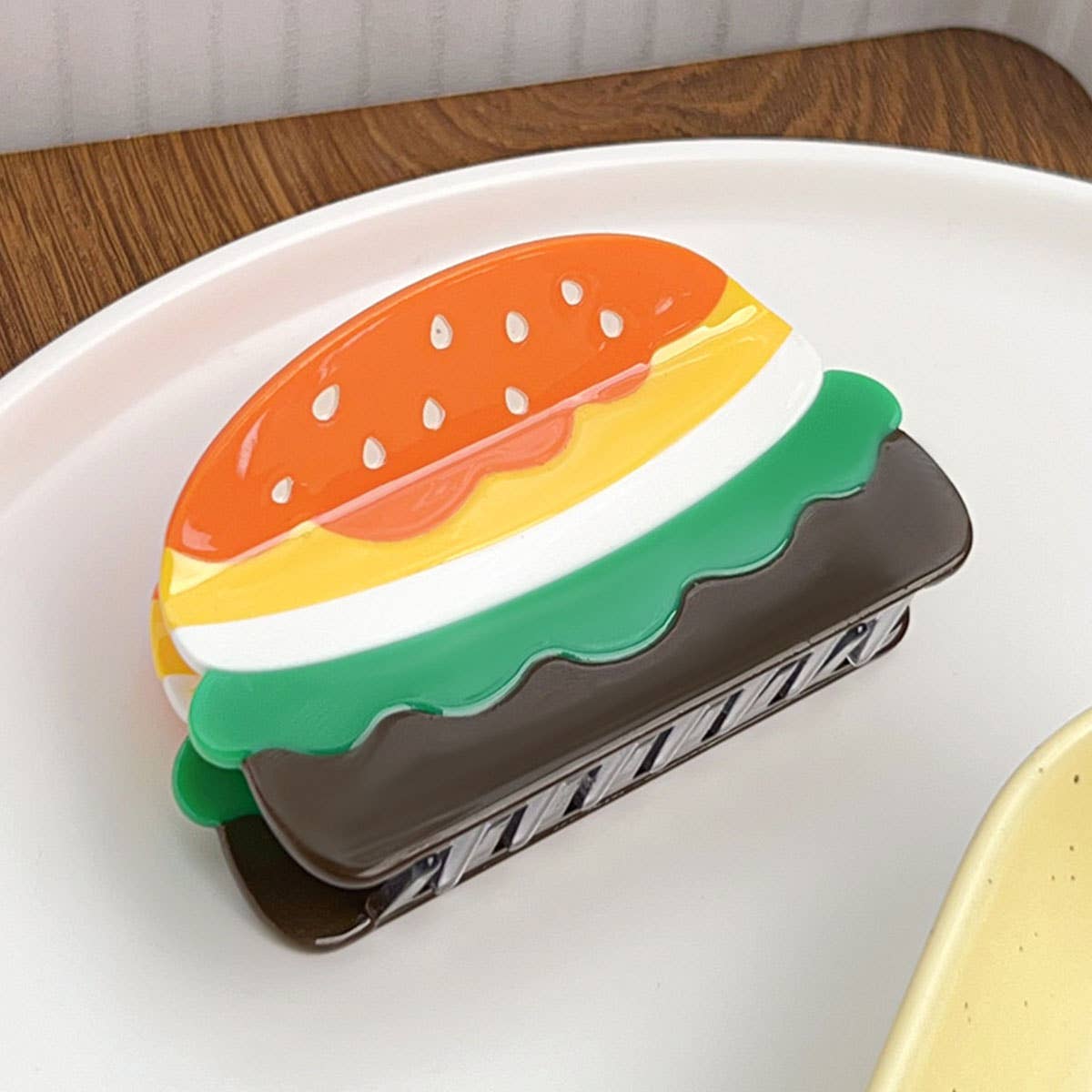 Summer fruit hamburger with acetic acid hair clip