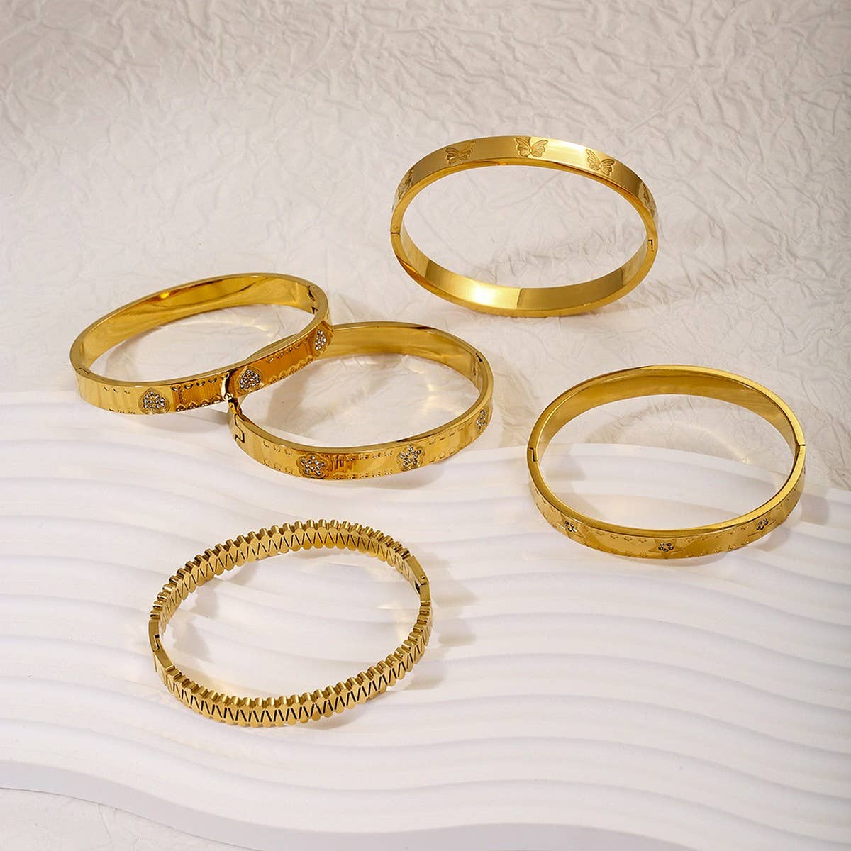 Classic 18K Gold Zircon Bracelet, Vintage Style