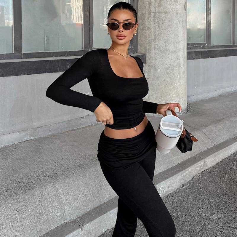 Long-sleeved top tight trousers and pleated suit