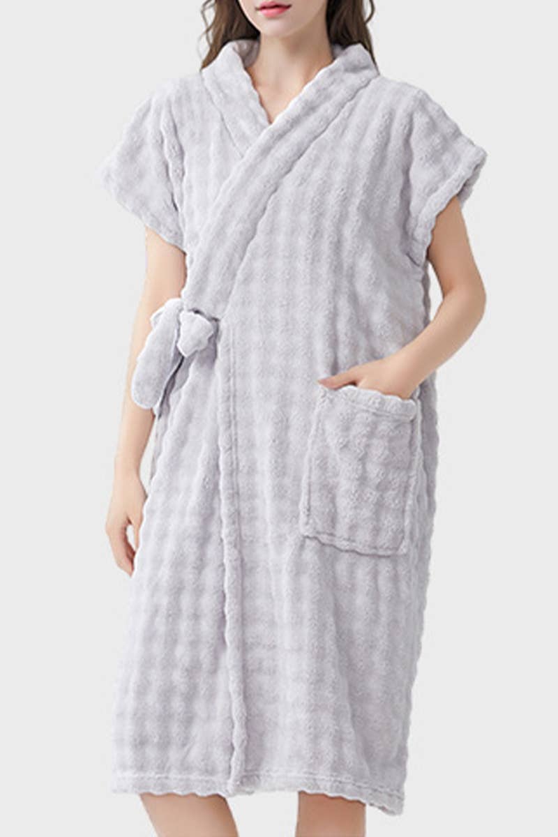 CWMM8290_SUMMER BUBBLE FLEECE WEARABLE BATH TOWEL