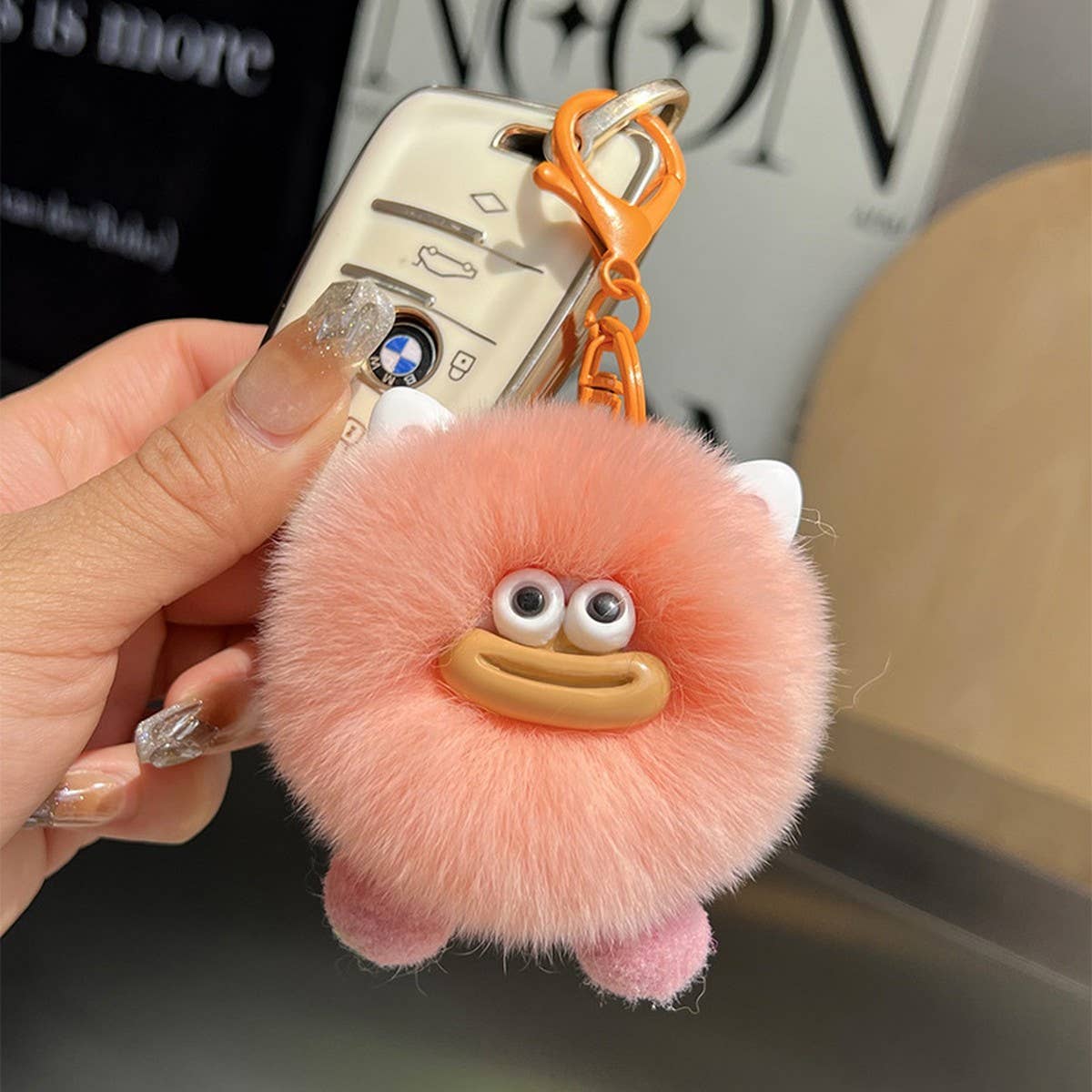 BIG MOUTH SMALL BRIQUETTE CAR KEYCHAIN PENDANT_CWMM2509