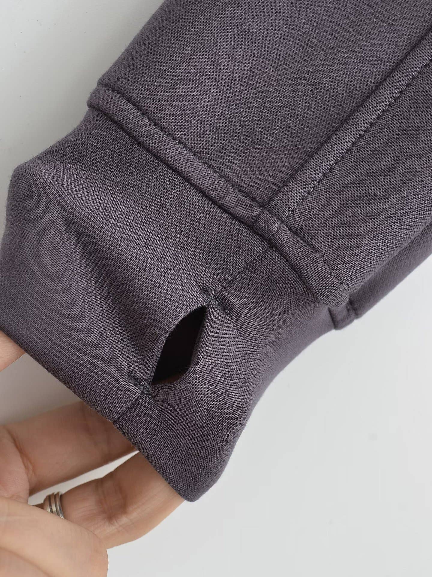 Hooded long-sleeved fitted hoodie jacket