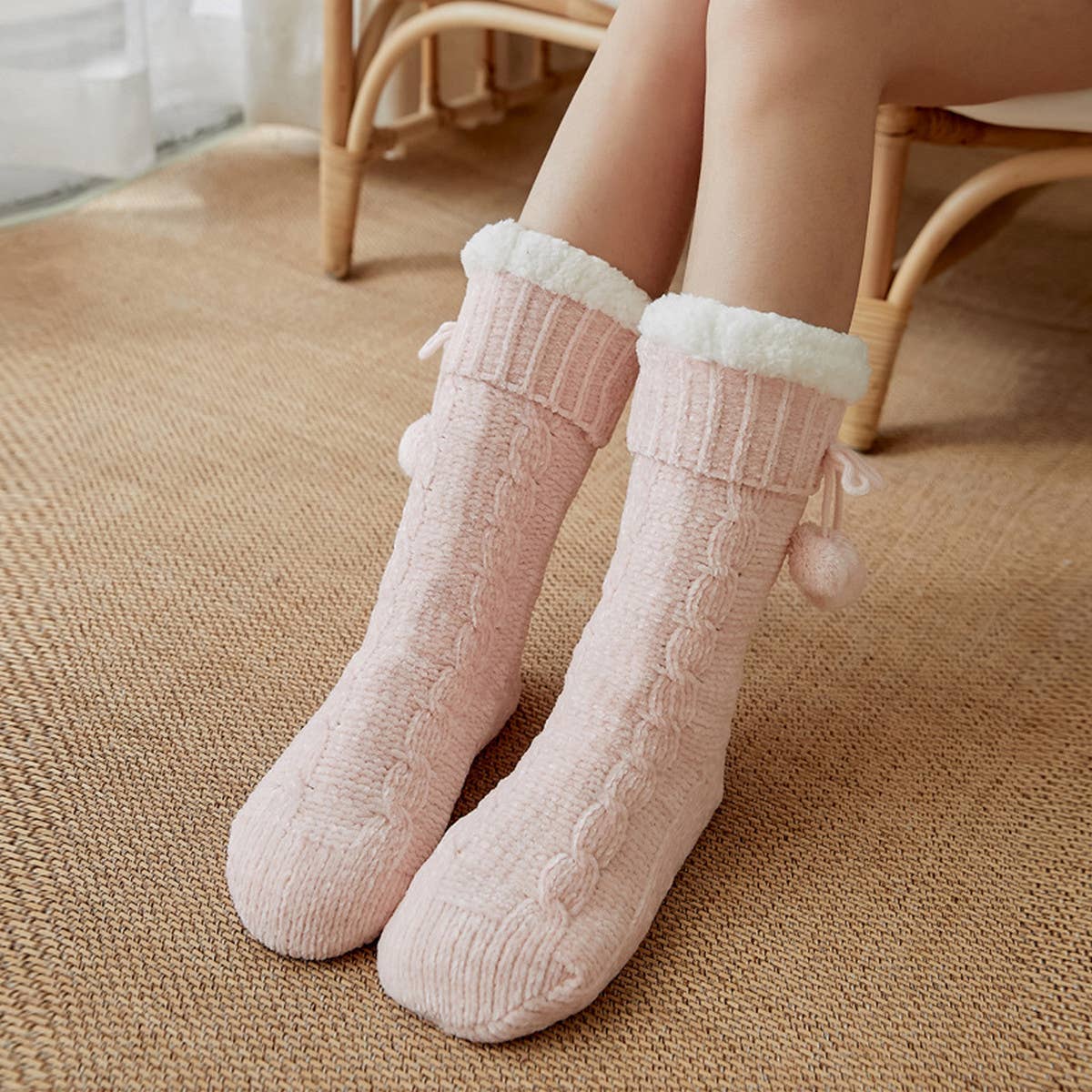 HOME LEISURE WARM PLUSH INDOOR SLIPPERS